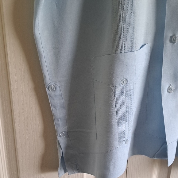 Men's Light Blue Dress Shirt - Picture 2 of 9